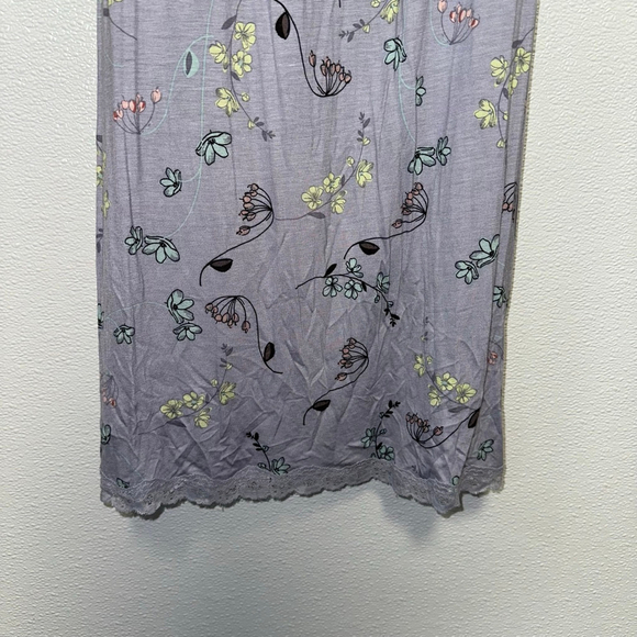 Ambrielle Sleepwear Women’s Purple Floral Chemise Size Medium Nightgown Bra Lace - Picture 7 of 14